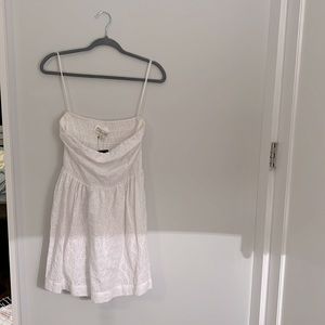 White strapless dress